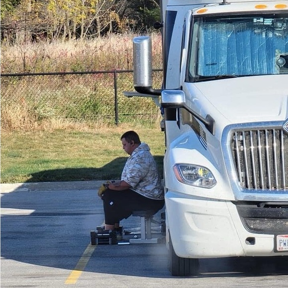 Meet your Posher, Danny - Picture 14 of 16